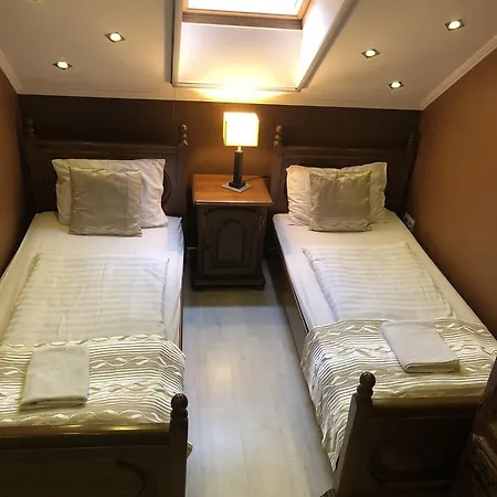 Apartment Mosoly *