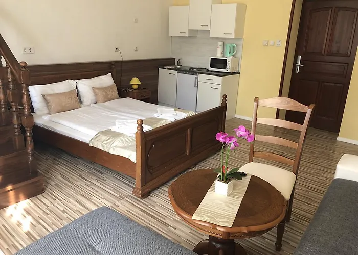 アパート Mosoly セゲド